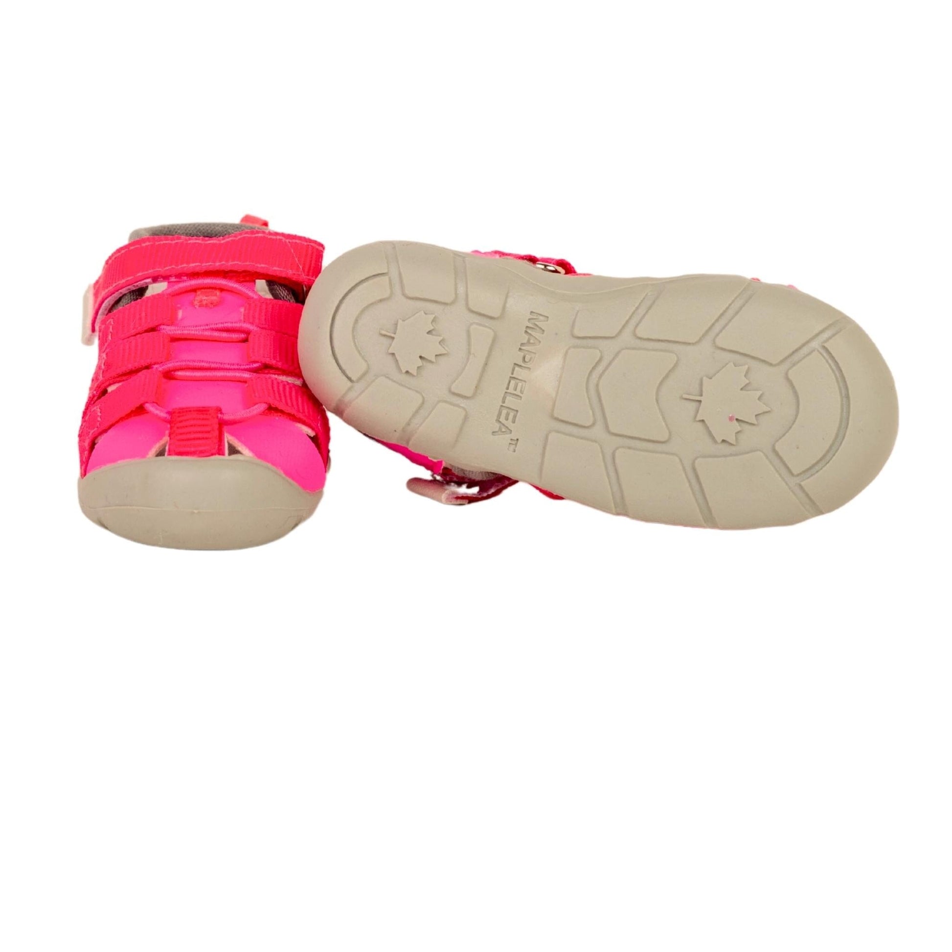 bottom of the jump in the lake set shoes