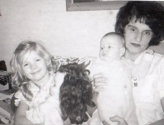 A Doll for Mom : A Maplelea Mom's Story