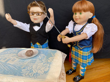 Ode to the Haggis on Robbie Burns Day with the Maplelea dolls