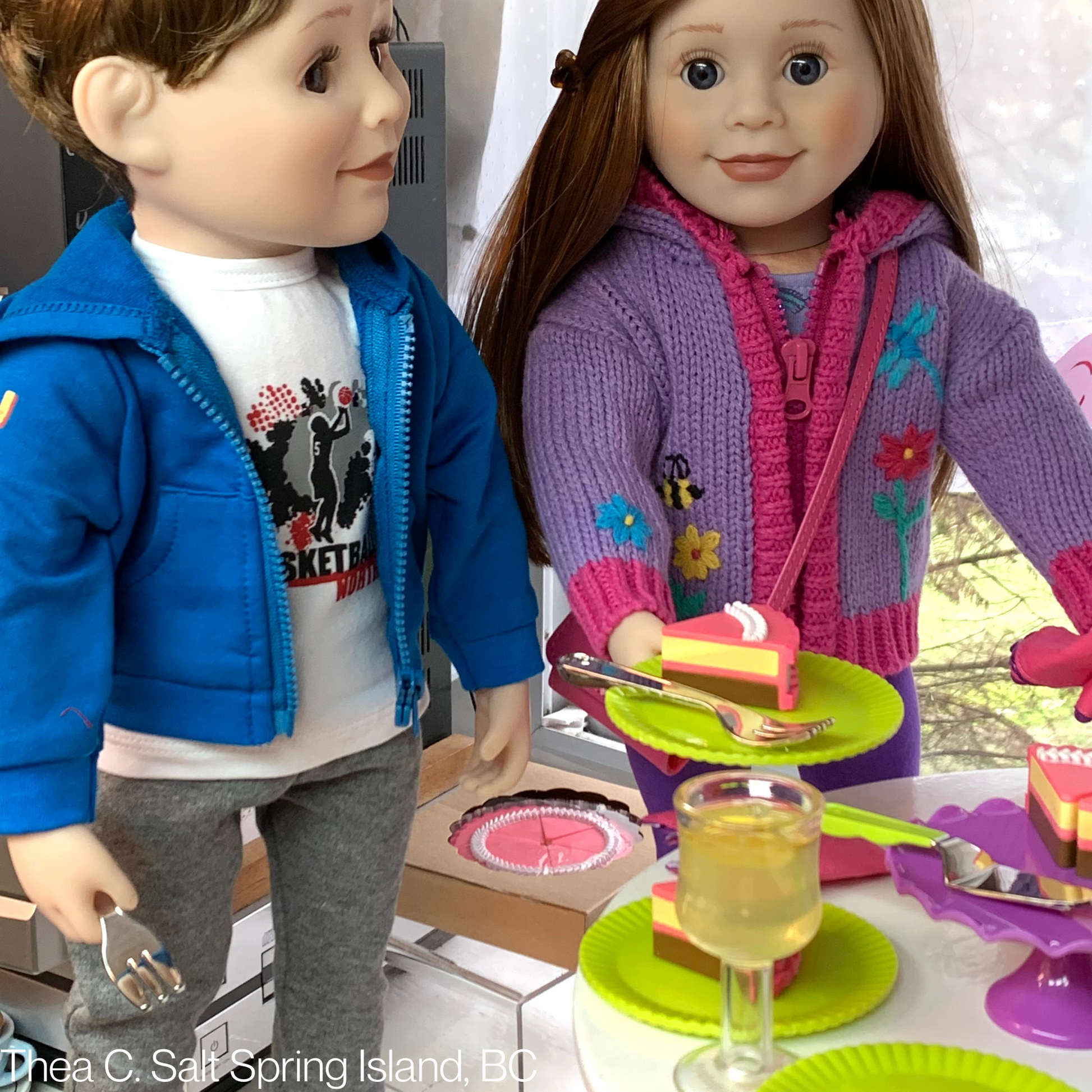 two 18-inch dolls using the party pieces play set