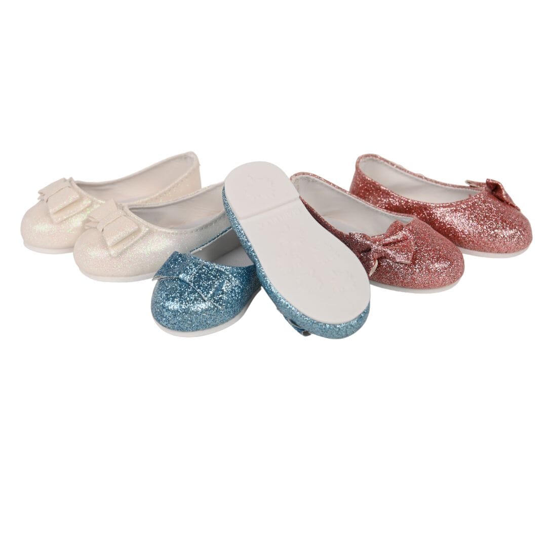 pretty shoes for dolls come in three colours